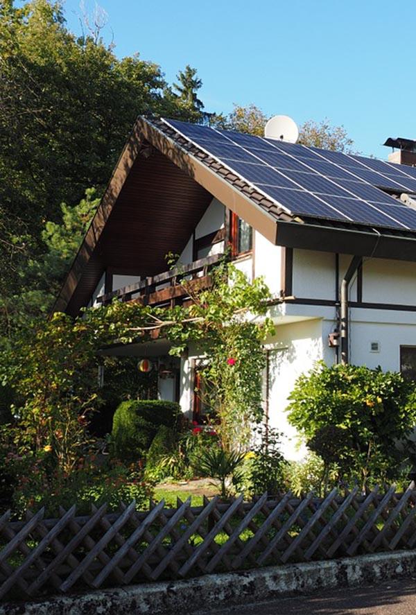 Placas solareas autoconsumo en viviendas no contactadas